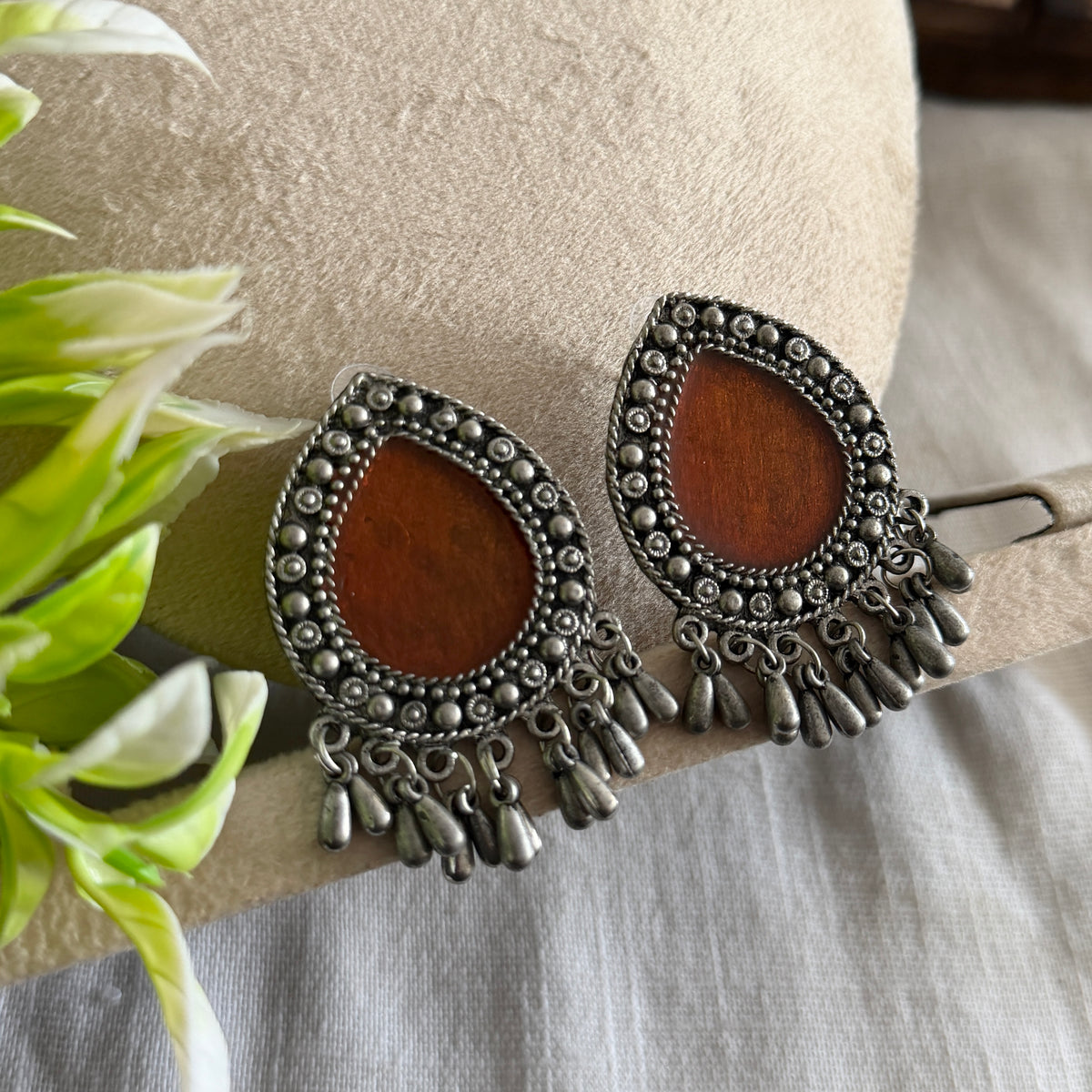 Afghani orange big studs TSV185