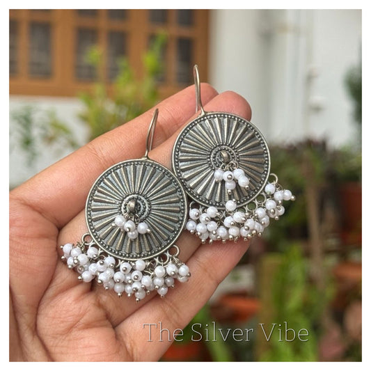 Black polished hook earrings TSV1142