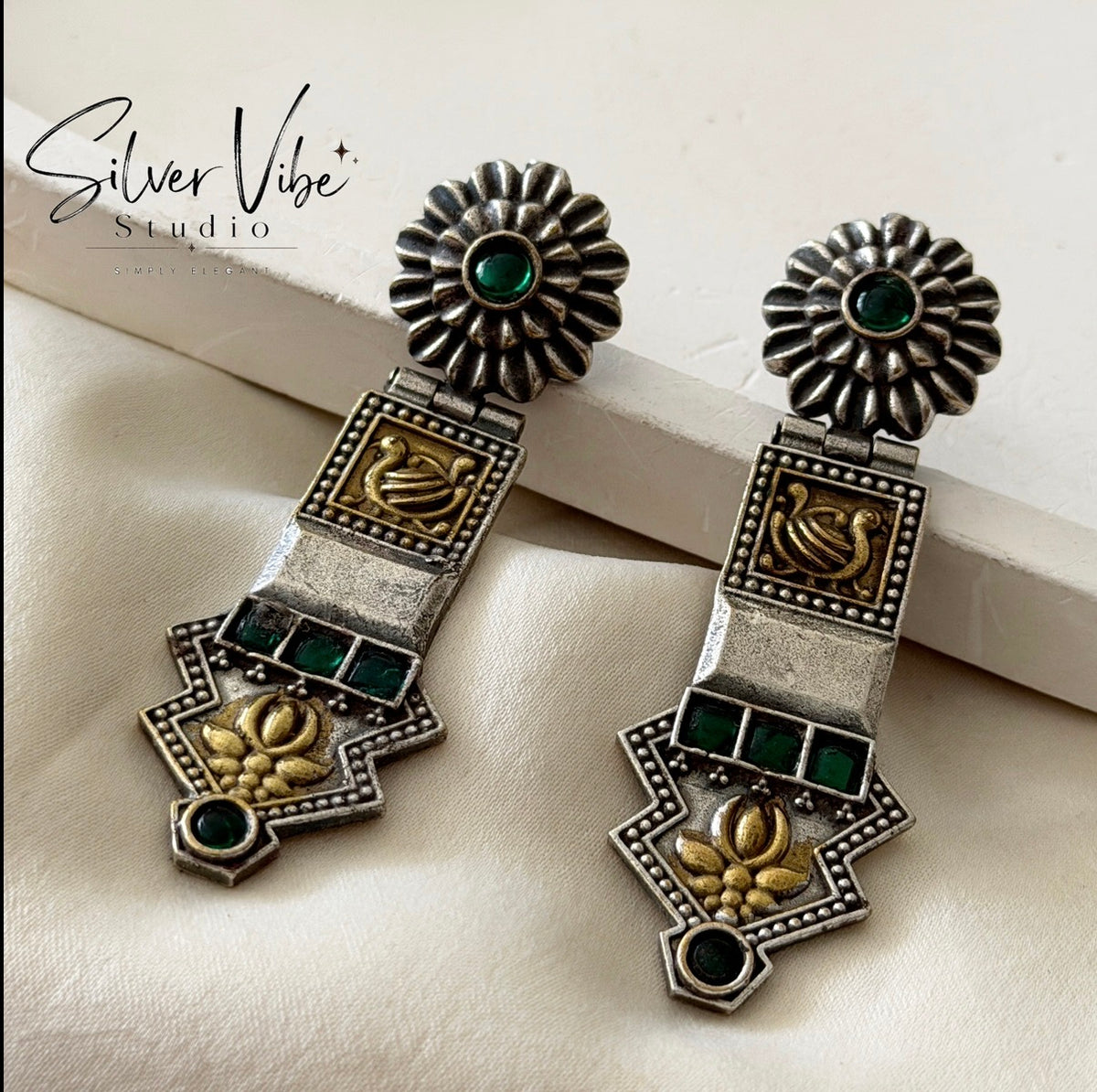 Antique Green Lotus Temple Earrings SVS001