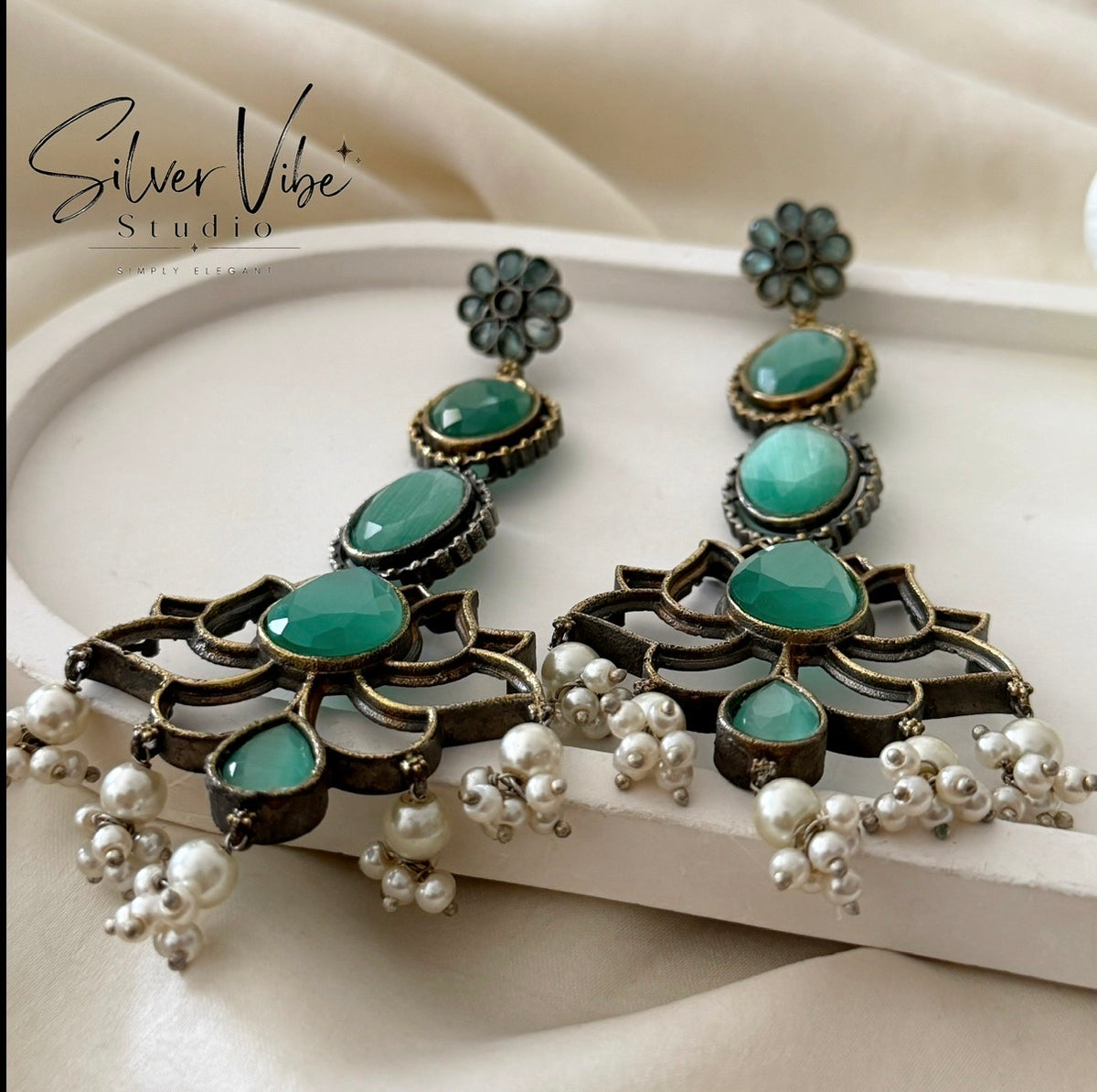 Mint green Lotus Pearl Long Earrings SVS001